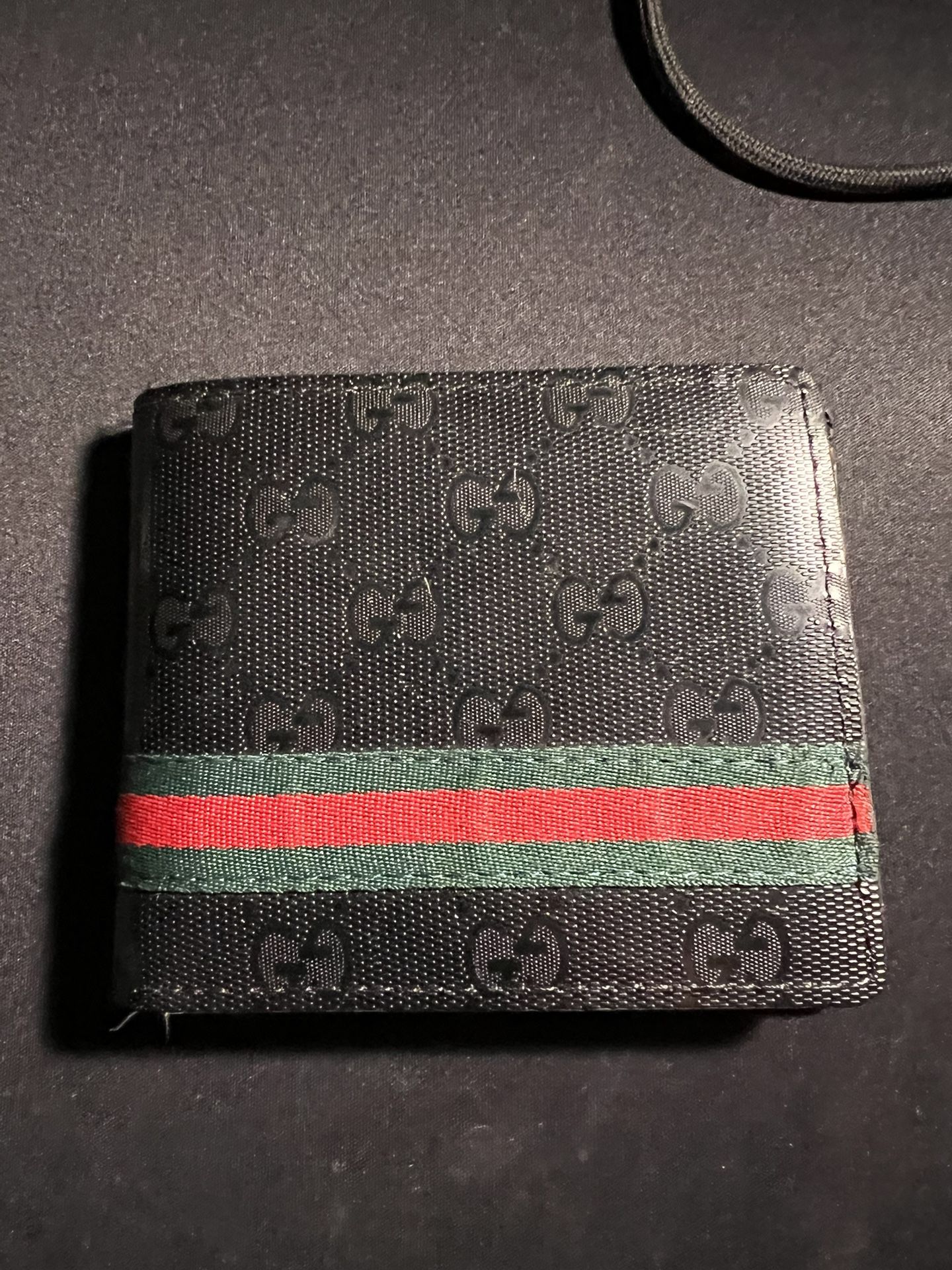 gucci wallet