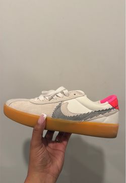 Nike Low-Top Sneakers Cream Gum Sole