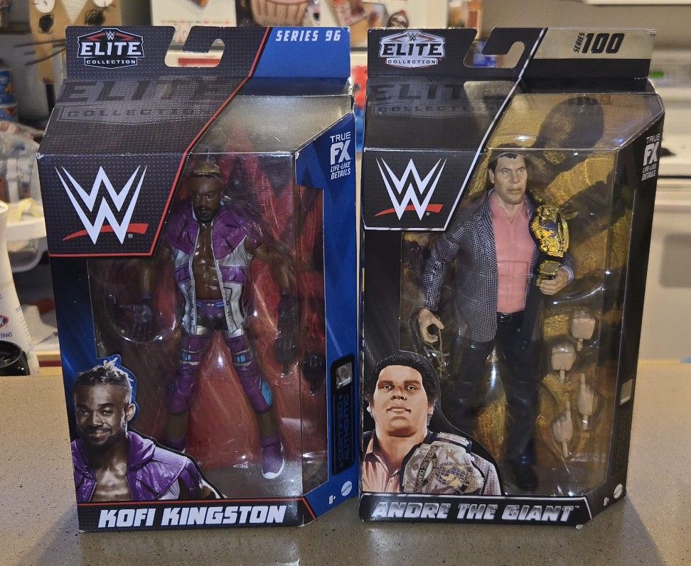 Wwe Elite Andre The Giant & Kofi Kingston