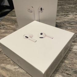 2nd Gen Airpods And 3rd Gen Airpod Pros