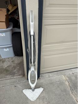 Shark steamer mop