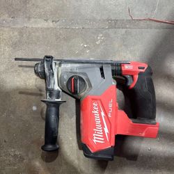 M18 FUEL 18V Lith-Ion Brushless Cordless 1 in. SDS-Plus Rotary Hammer 