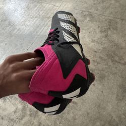 Adidas Predator Cleats Size 11.5