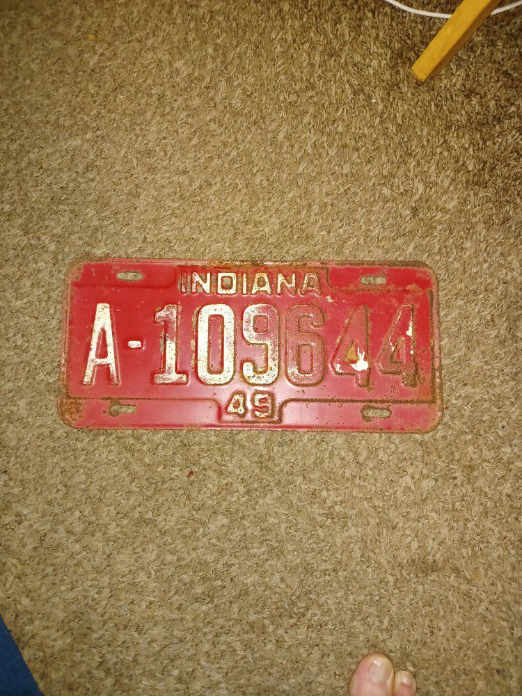 1949 INDIANA LICENSE PLATE 