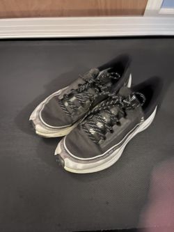 Nike Women's Zoom Winflo Shield Running Shoes