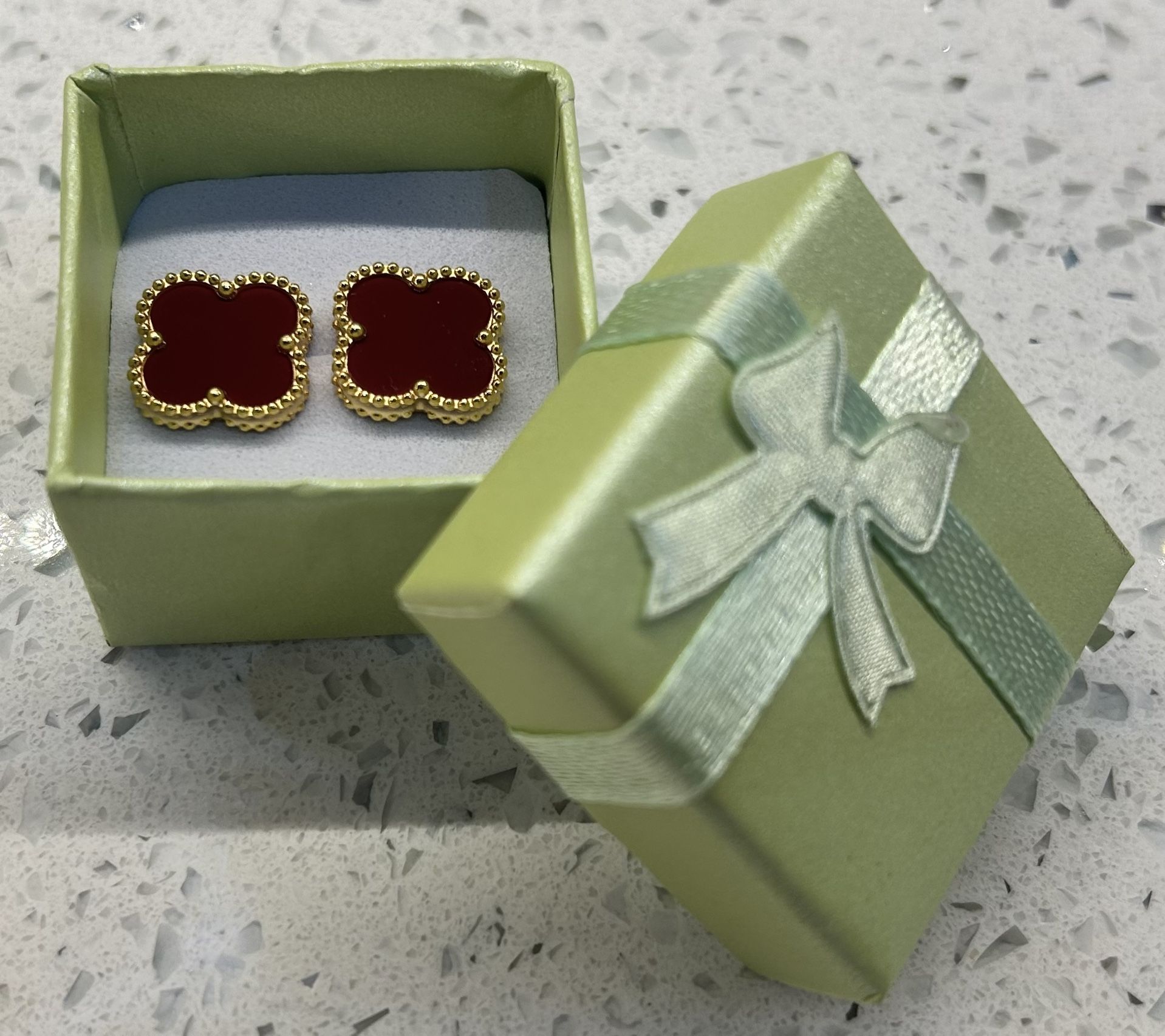 Minimalist Womens Earrings With Gift Box