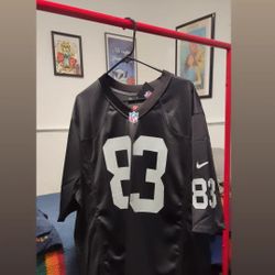 Raider Jersey 83  (Waller)