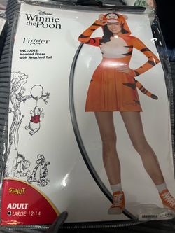 Adult L tigger from Winnie the Pooh costume