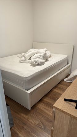 IKEA platform storage queen size bed