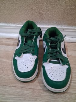 Nike shoes size 6