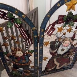 Beautiful Metal Devider Great For In Front Of Tree Or Freestanding  Anywhere For Christmas  Gathering Folds Away For Storage  Asking  30 Obo