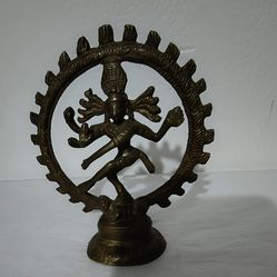 MC - VINTAGE BRASS STATUE 4.3"×3.2" - G1000