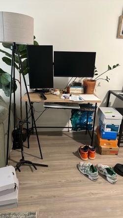 Work Desk