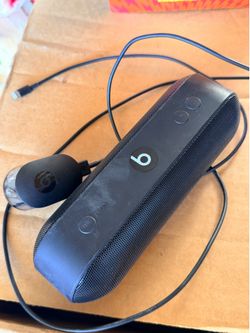 Beats speaker, black