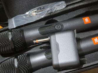 JBL Wireless Microphone Set