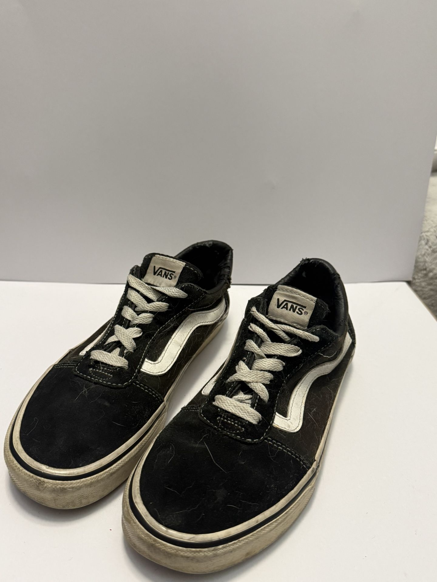 Women’s Vans Shoes Size 7.5 US