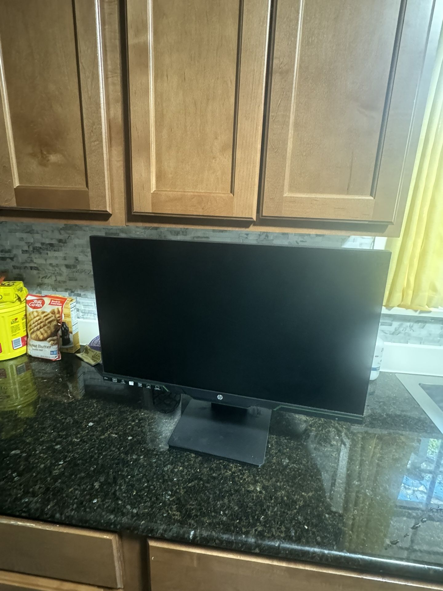 HP 27’ Monitor 144hz . First Come First Serve