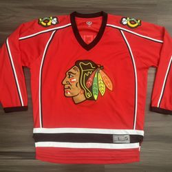 NHL Chicago Blackhawks Jonathan Toews #19 Red/Black Hockey Jersey Men’s Large 