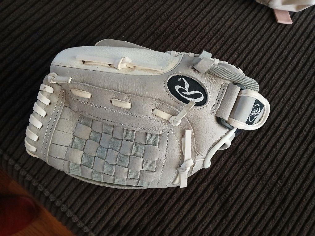 Glove