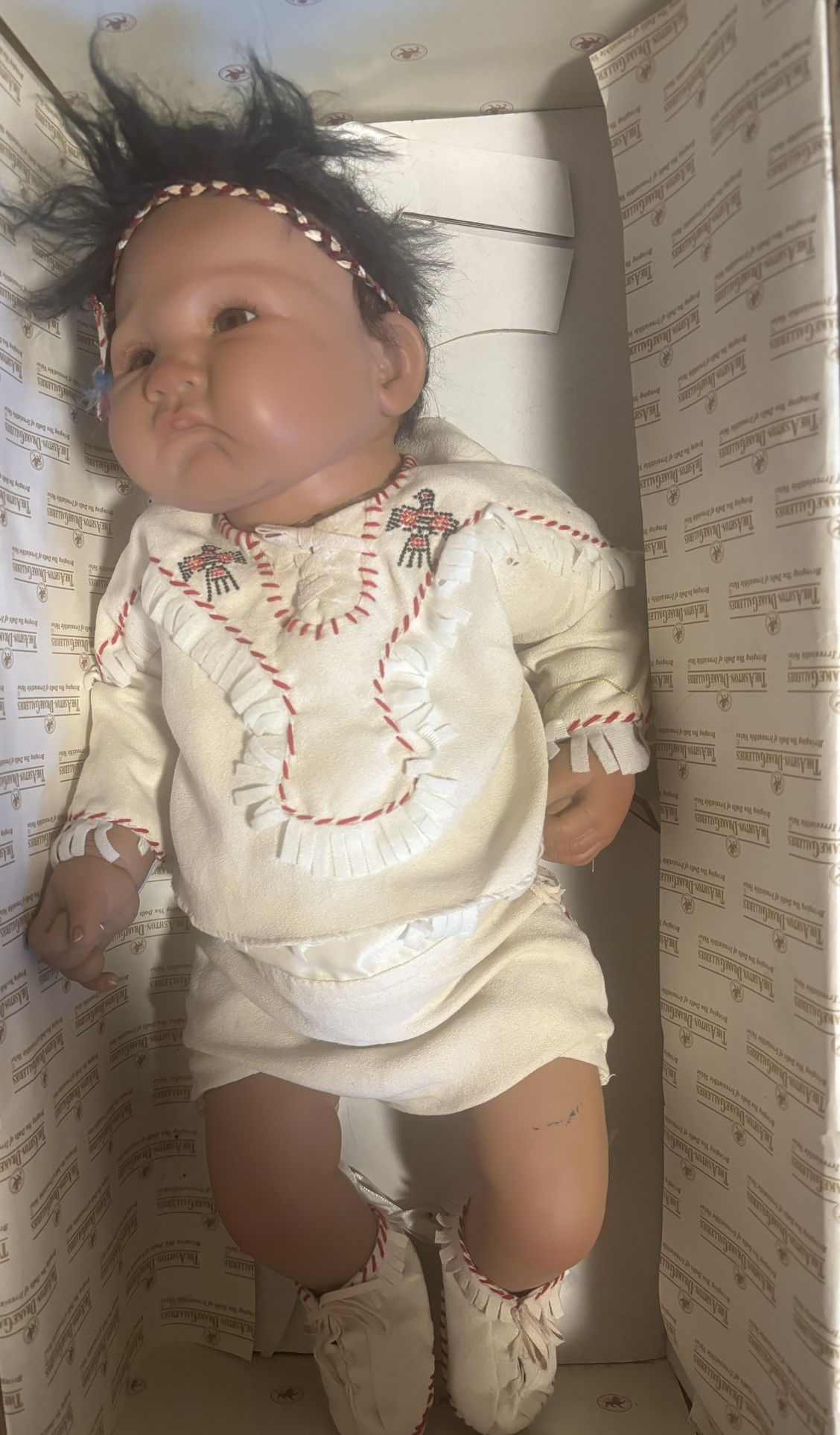 Ashton Drake/ Raven Wing