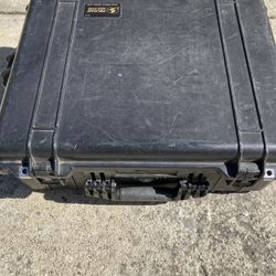 Pelican 1600 Cases