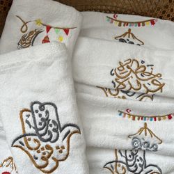 Set Of 10 White Embroidered 100% Cotton Towels ( 6  12”/12”) (4 15”/28”)