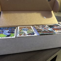Miscellaneous Baseball Card Lot
