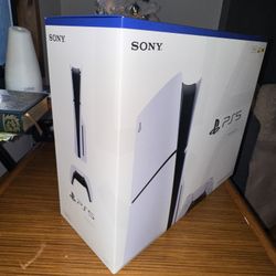 PLAYSTATION 5 BUNDLE *brand new*