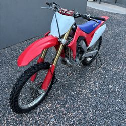 Honda CRF. 250 4 Strokes
