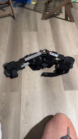 Knee Brace