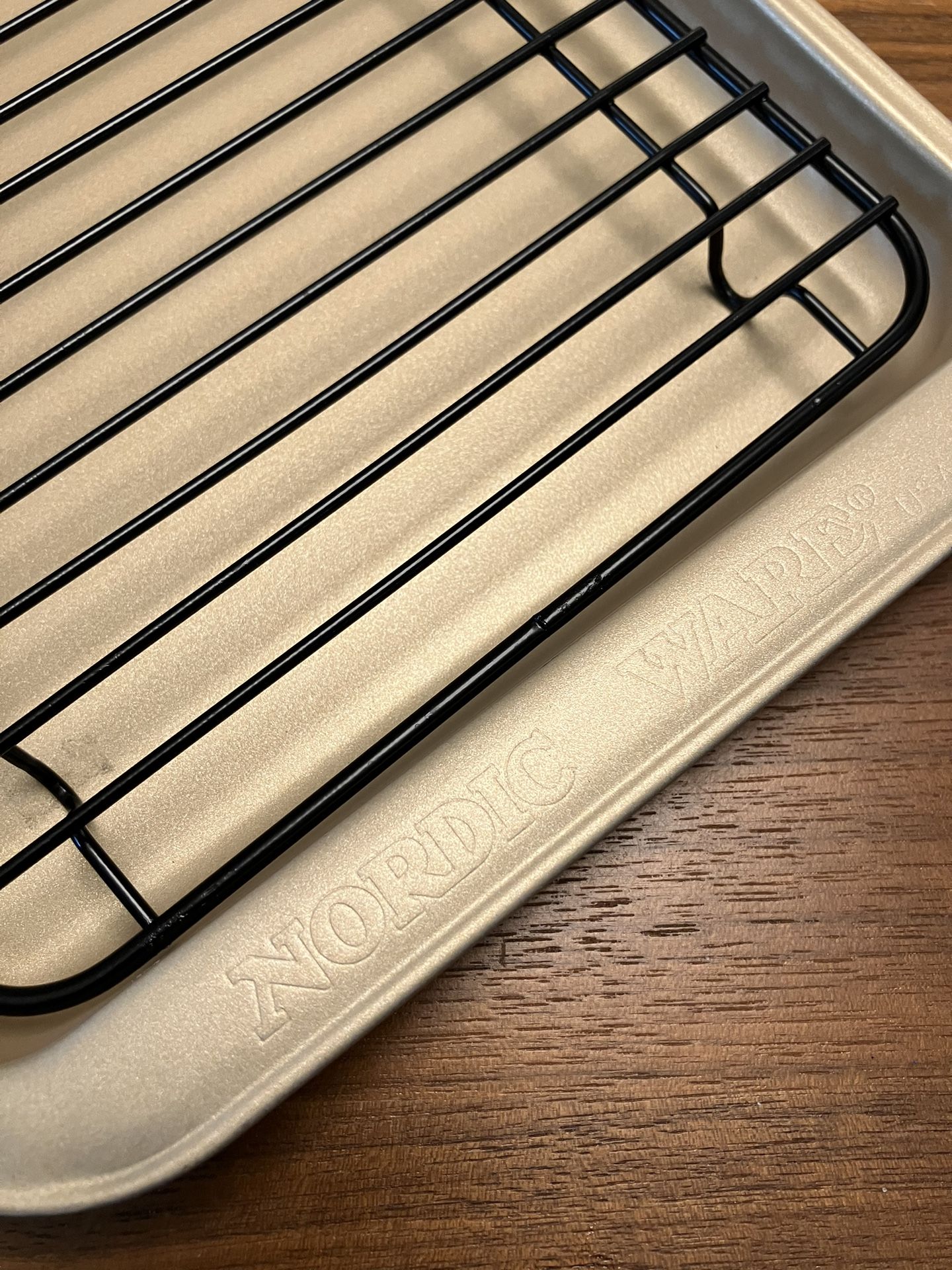Nordic Ware Toaster Oven Tray Rack 2-Piece Baking Sheet Broiler, Compact,  Gold for Sale in San Antonio, TX - OfferUp