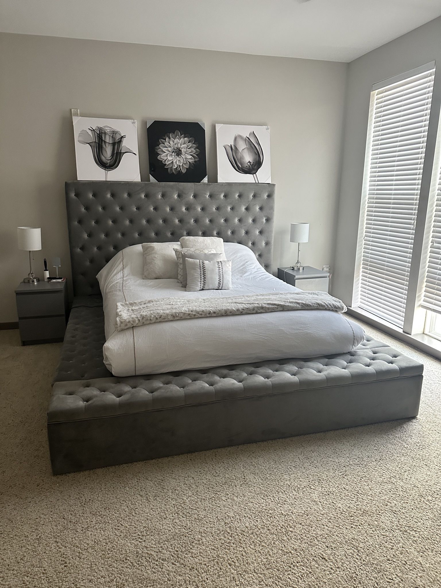 Queen Upholstered Tufted Bed Frame With Storage Drawers – Great Condition