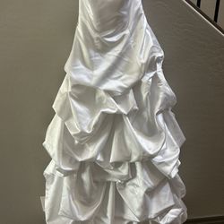 Gorgeous Wedding dress David’s Bridal Size 8 