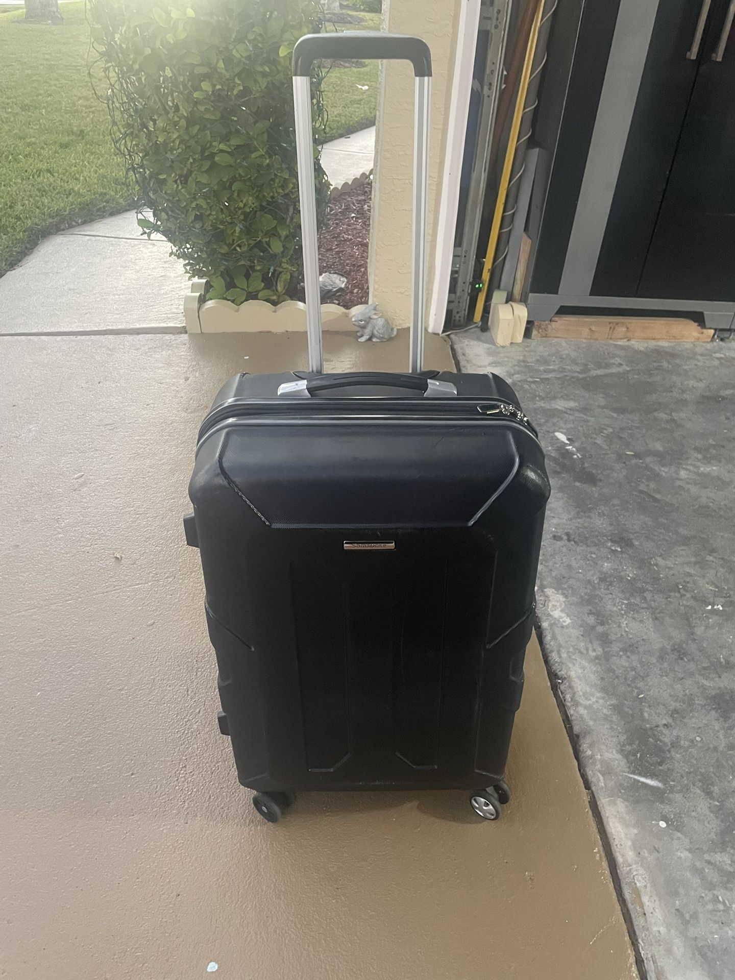 Samsonite Hard side Spinner Luggage Black