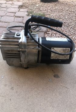 MasterCool Vacuum Pump