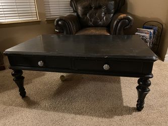 Coffee table and 2 end tables
