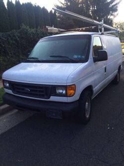 2005 ford econoline e150 cargo van 180k miles