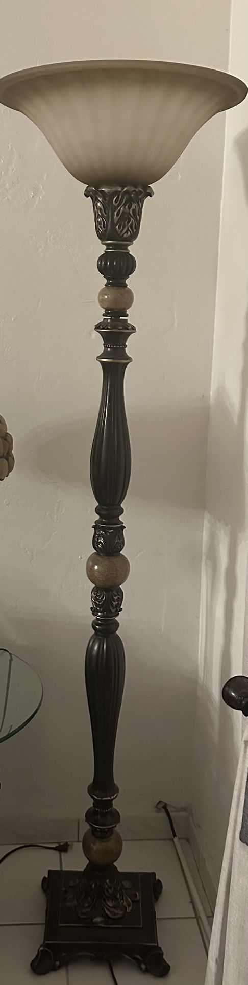 Floor Lamp-Moving Must Go!!!!!!