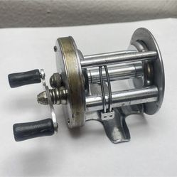 F21- Vintage SHAKESPEARE TRUE BLUE No. 1956 Model FK Fishing Reel