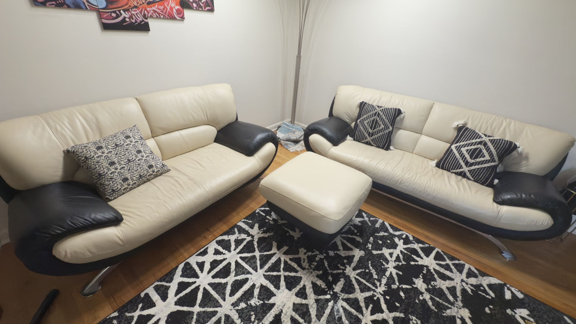 Modern Italian Leather Loveseat Sofa (Cream/White & Black)