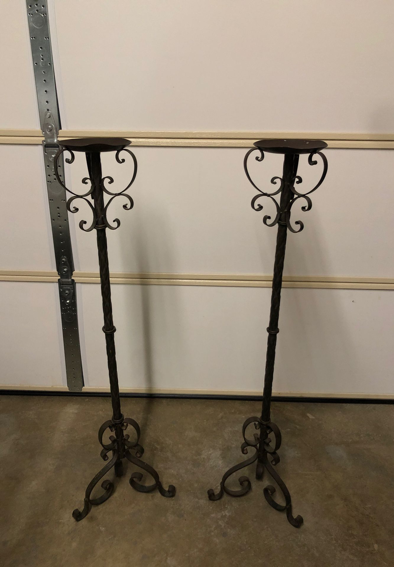 Set of 2 wrought iron candle holders