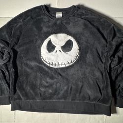 Pre Owned Good The Nightmare Before Christmas  Fleece Sweatsshirt  Jack Skellington  Embroidered  Black White  Women  Size Large