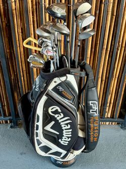 20 Golf Clubs & Callaway Staff Bag