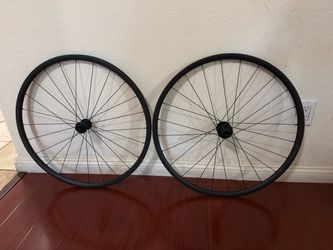 DT Swiss R470 700c Wheelset