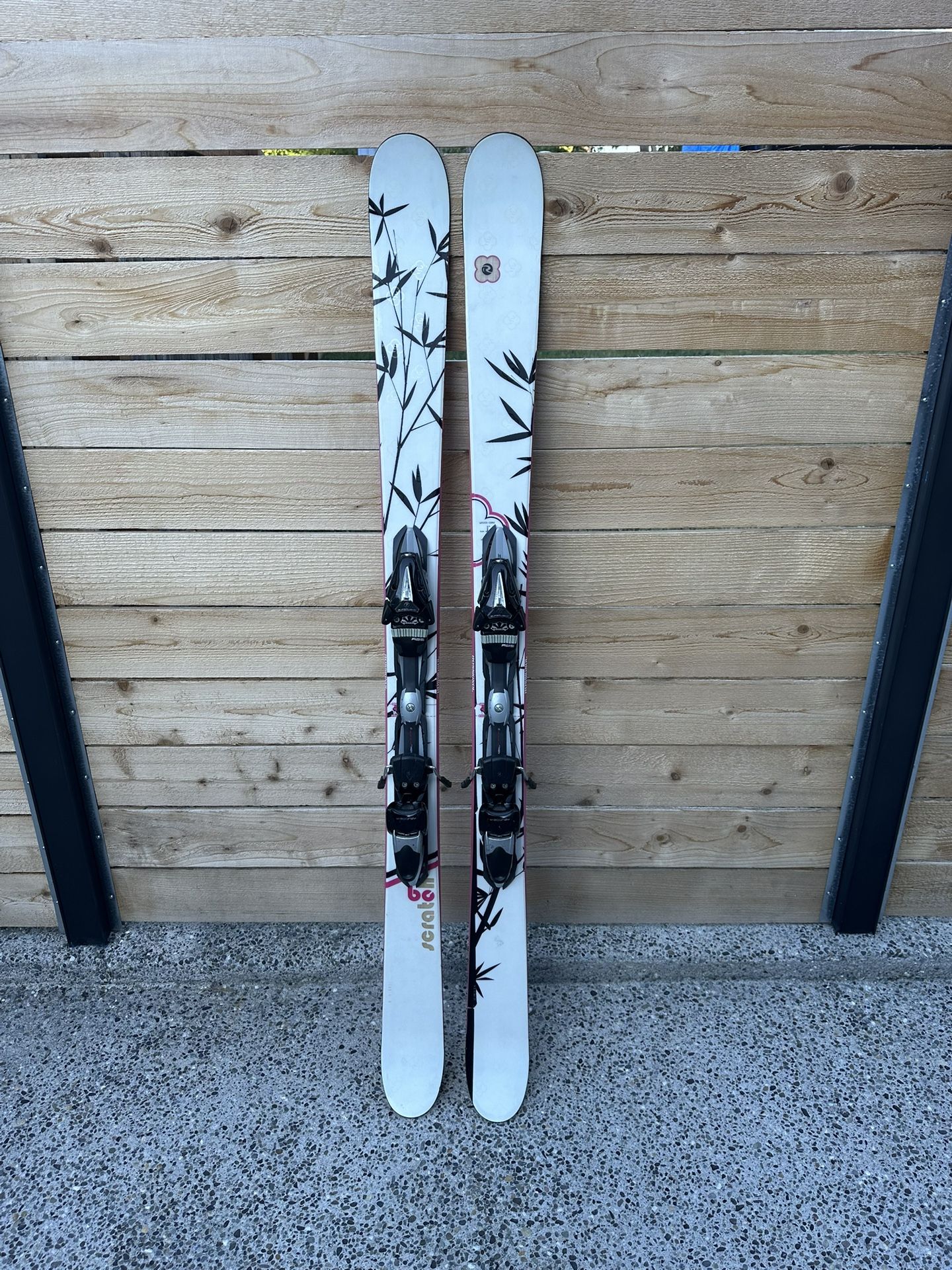 Skis Size 158