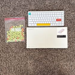 MOVING SALE! Nuphy Air75 + Extras!!