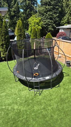 Trampoline
