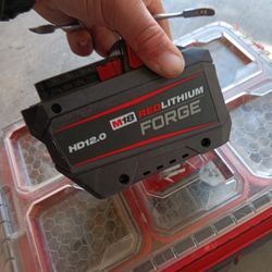 Milwaukee M18 12ah Battery 