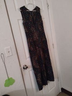 Sleeveless jumpsuit summer outfit