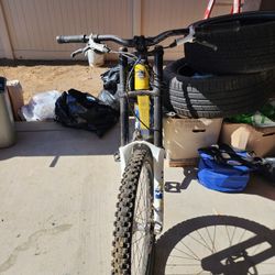Mountain bike Used Good Condition